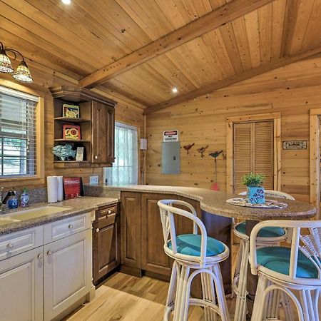 House With Dock And Slide Situated On Lake Sinclair! Sparta Екстер'єр фото
