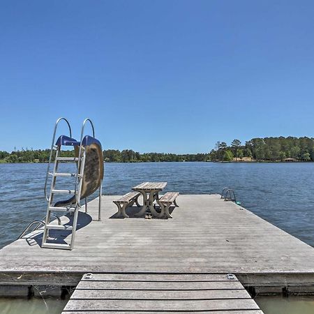 House With Dock And Slide Situated On Lake Sinclair! Sparta Екстер'єр фото